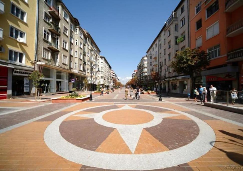 Center 3 София