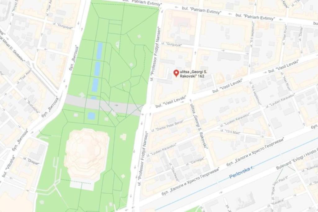 Center 3 Апартамент София