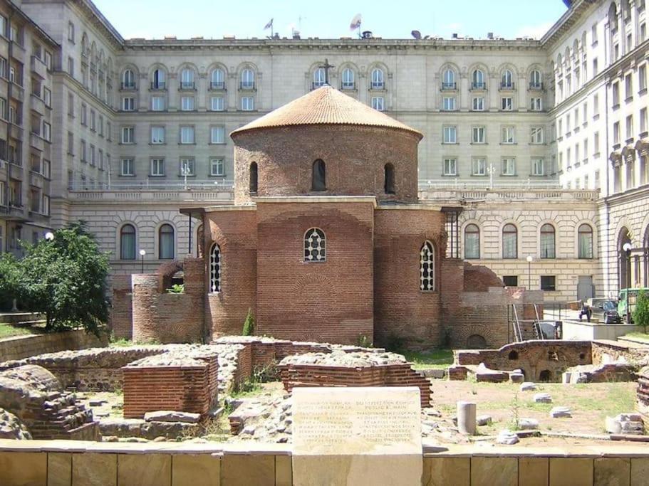 Διαμέρισμα Center 3 *